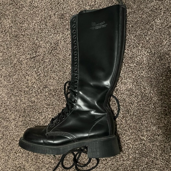 Dr. Martens Shoes - Dr. Martens Vintage 20 Hole Black Leather Boots Very Good Condition